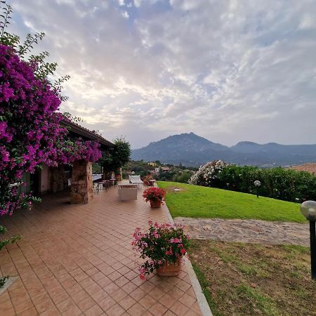 Villa Stazzu Sa Murta คุญญานา ภายนอก รูปภาพ